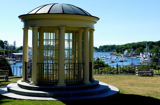 Camden Public Library